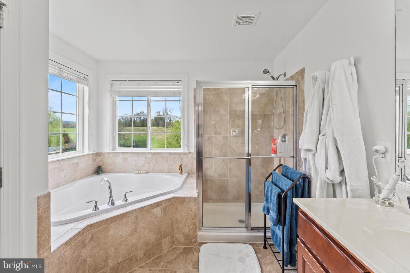 36494 Winding Oak Pl Property Photo 42