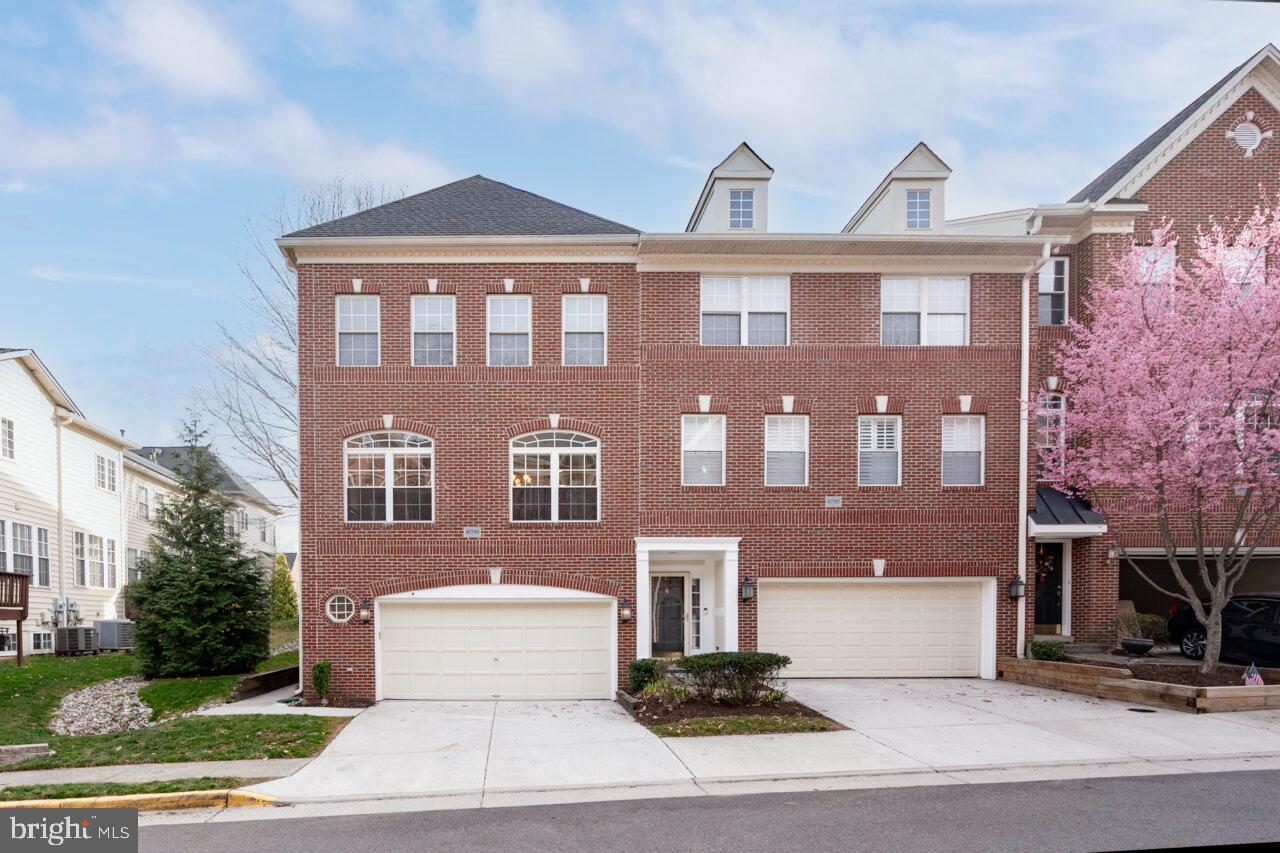 47799 Scotsborough Sq Property Photo