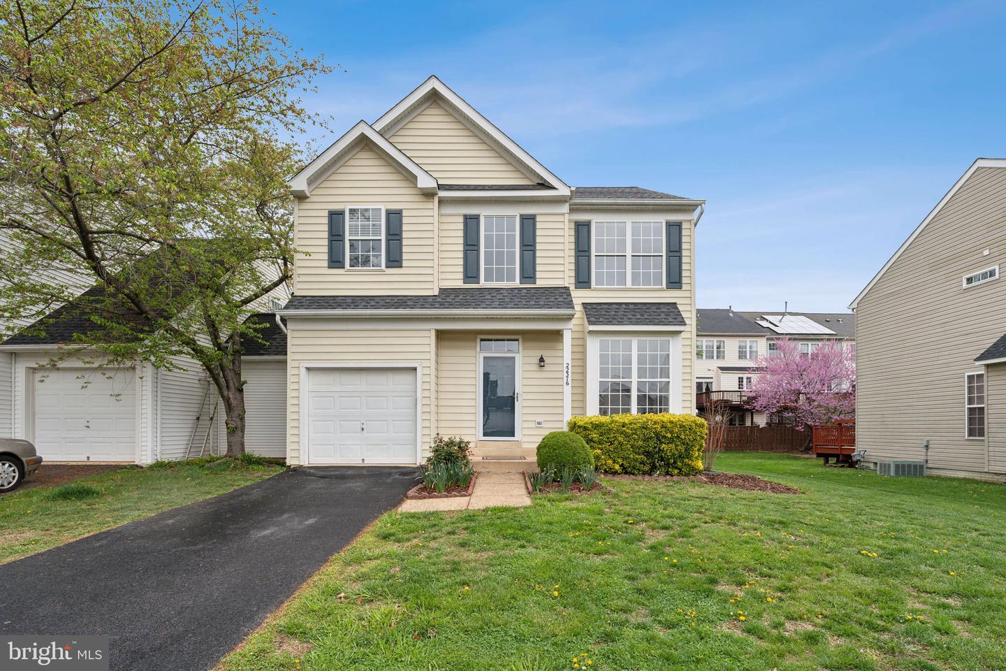 22376 Maison Carree Sq Property Photo 1