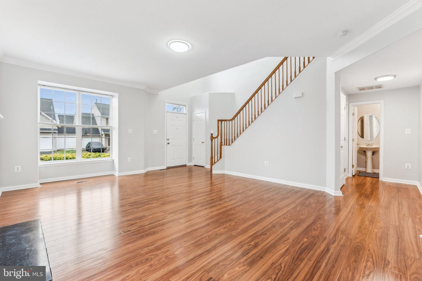 22376 Maison Carree Sq Property Photo 4
