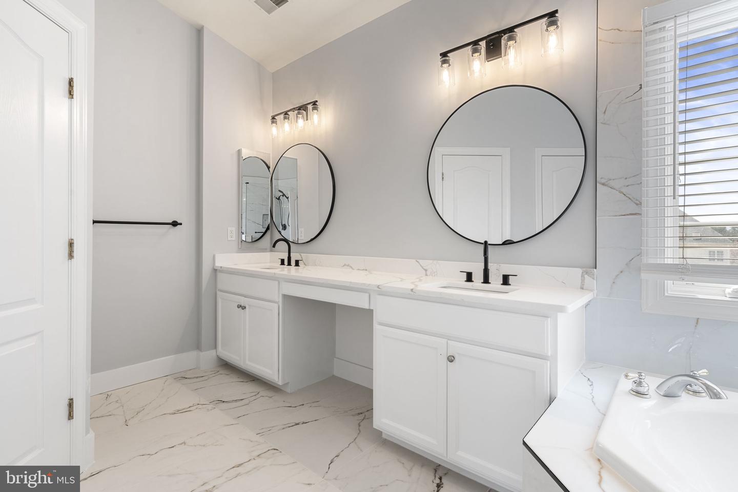 43915 Kittiwake Dr Property Photo 28