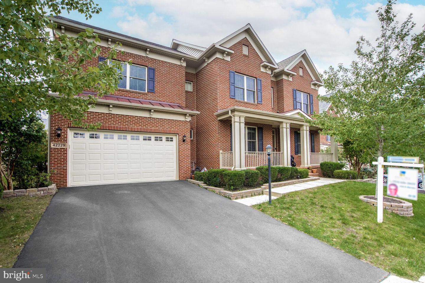 42229 Majestic Knolls Dr Property Photo