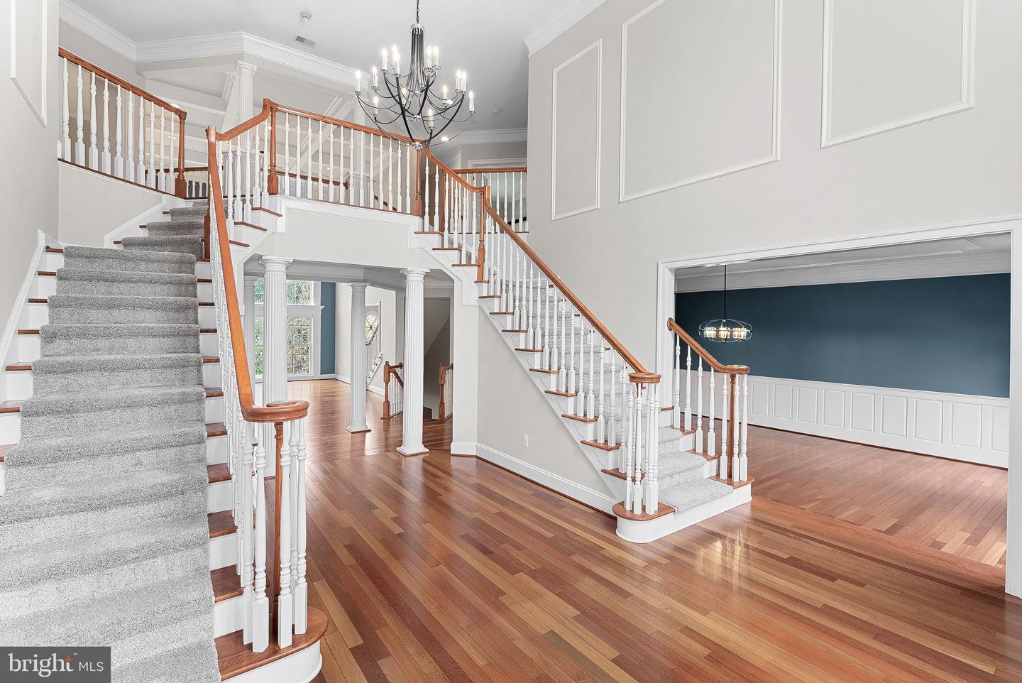 20713 Ashburn Valley Ct Property Photo 9