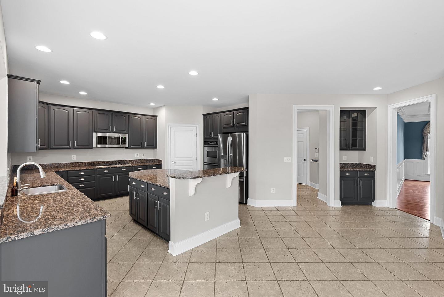 20713 Ashburn Valley Ct Property Photo 26