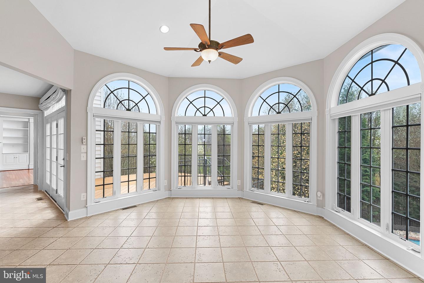 20713 Ashburn Valley Ct Property Photo 28