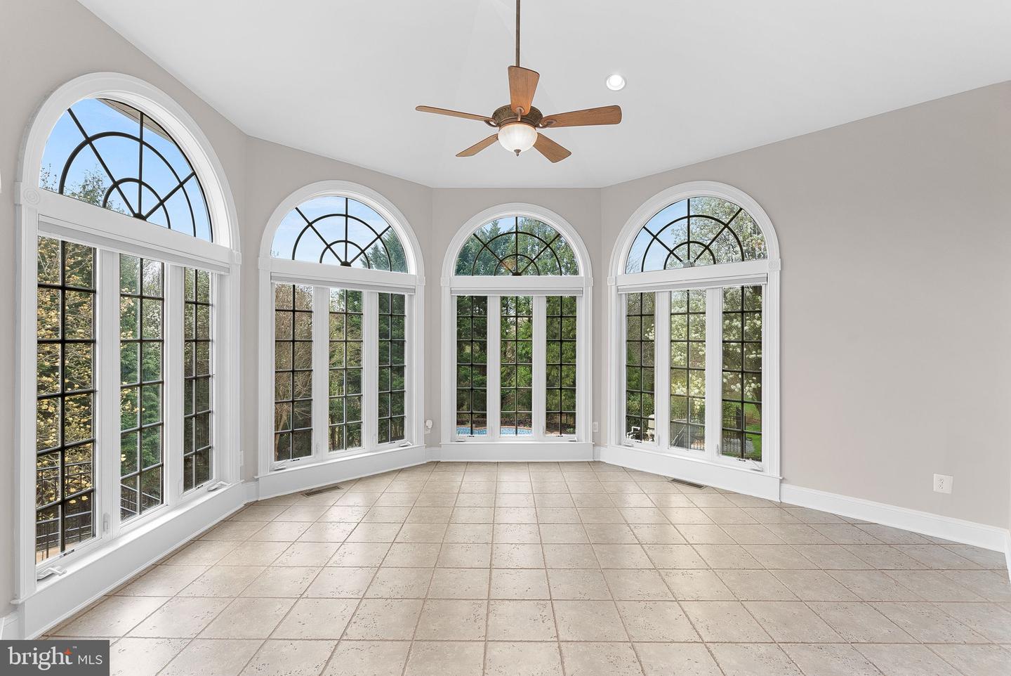20713 Ashburn Valley Ct Property Photo 30