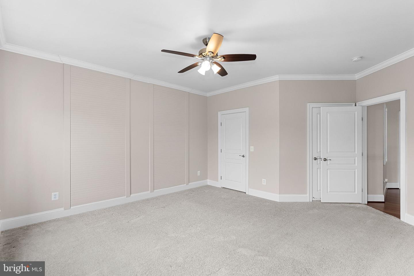 20713 Ashburn Valley Ct Property Photo 70