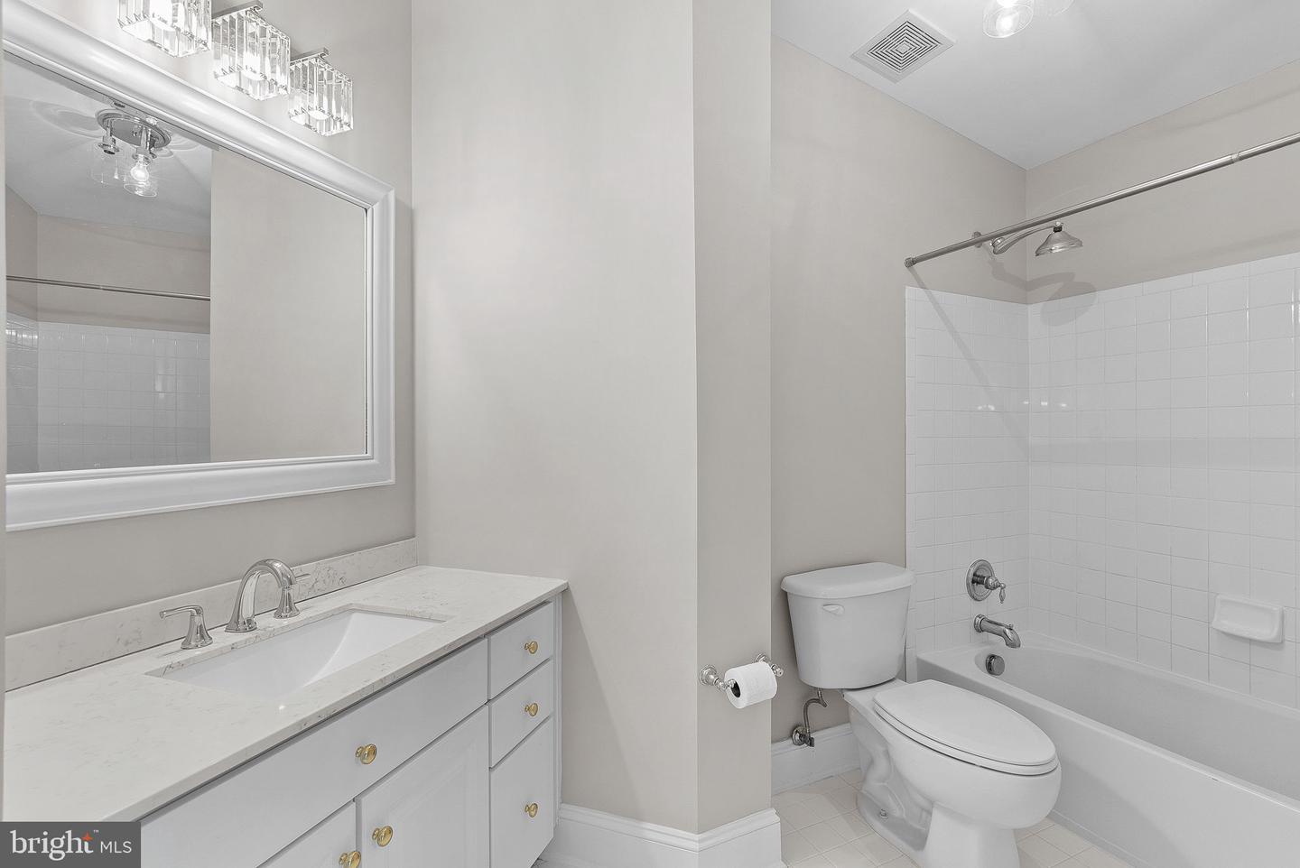 20713 Ashburn Valley Ct Property Photo 71