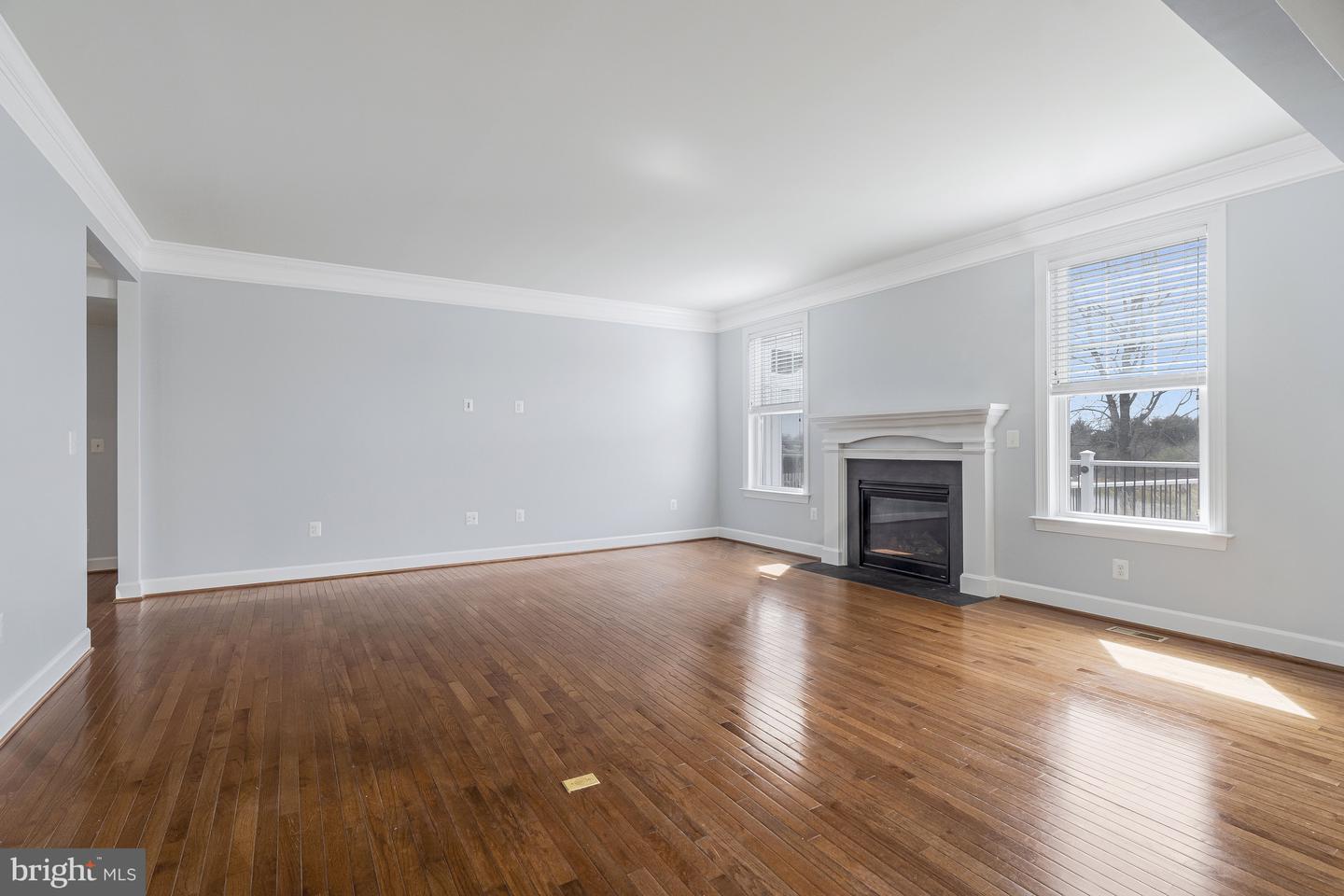 41729 Wakehurst Pl Property Photo 16