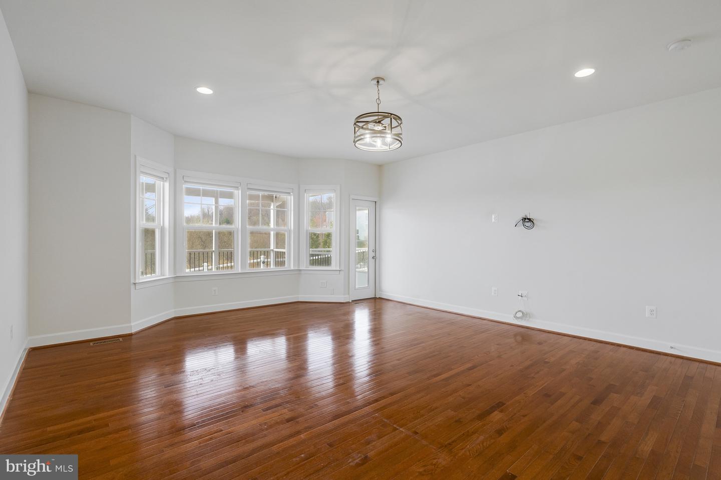 41729 Wakehurst Pl Property Photo 33