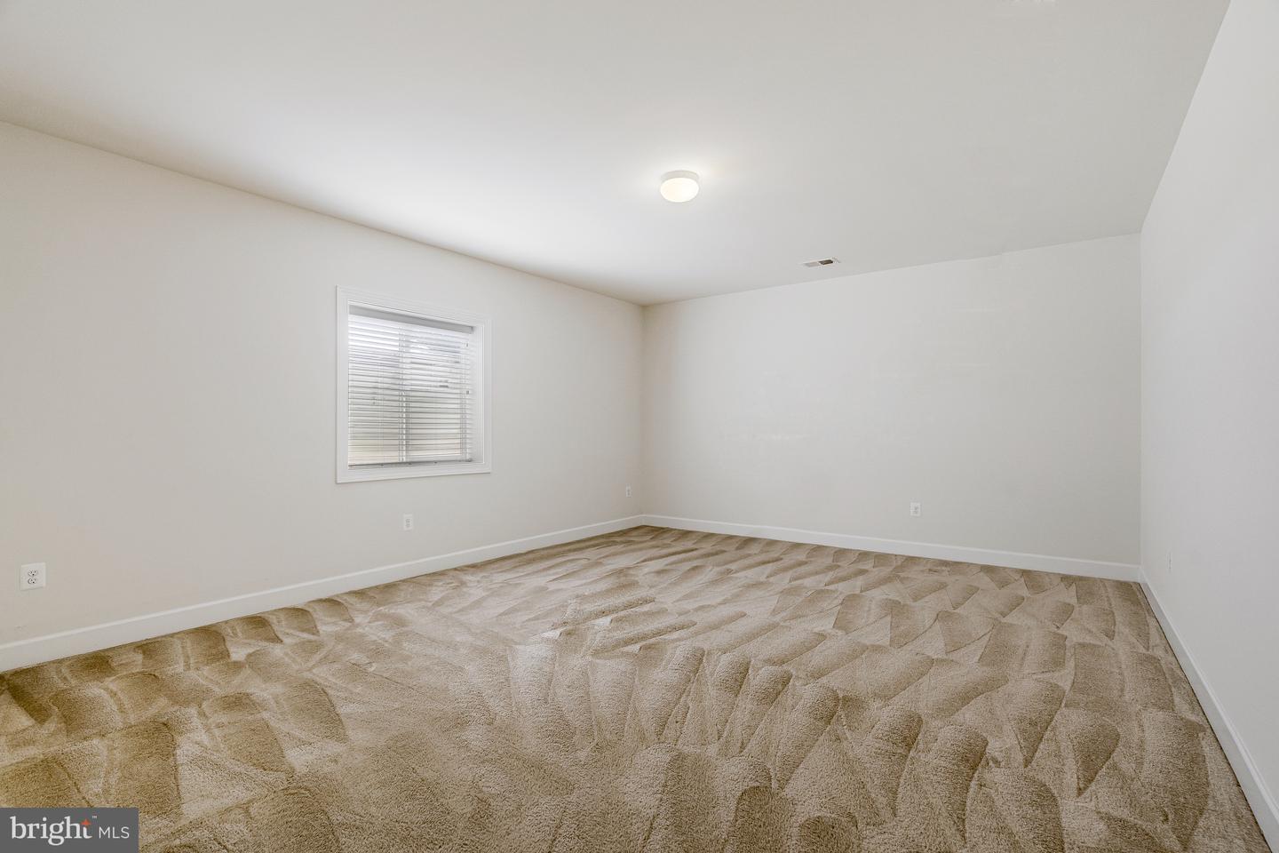 41729 Wakehurst Pl Property Photo 57