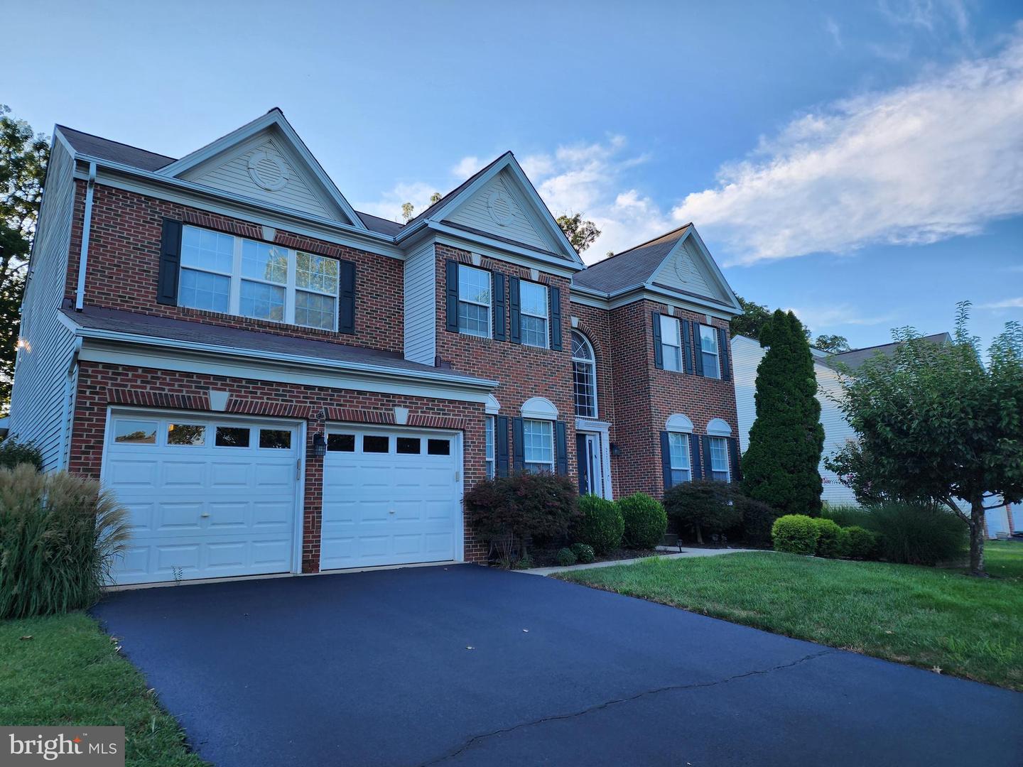 Briar Woods Real Estate Listings Main Image