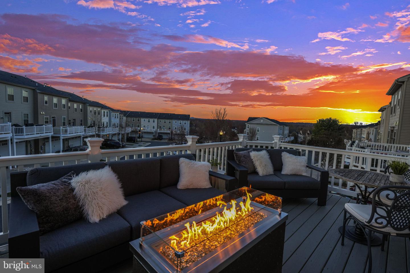 46653 Joubert Ter Property Photo 3
