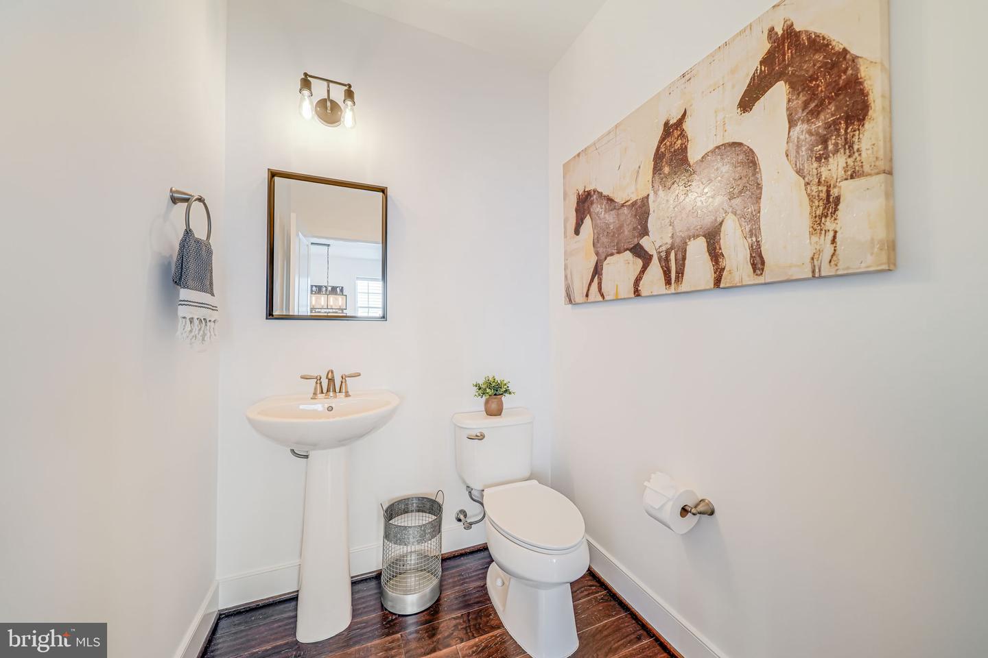 46653 Joubert Ter Property Photo 16