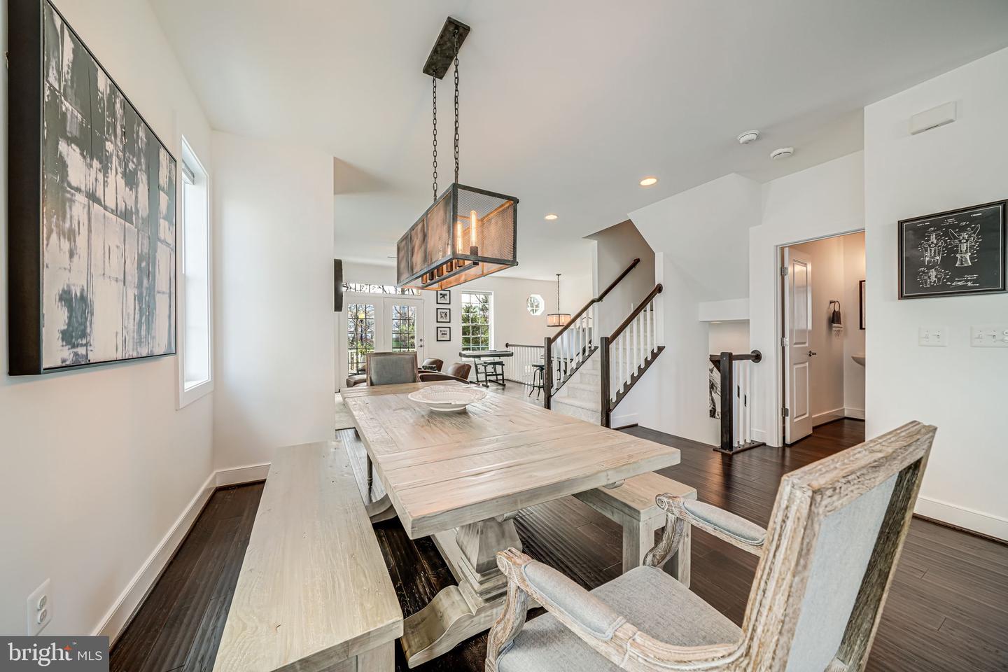 46653 Joubert Ter Property Photo 18