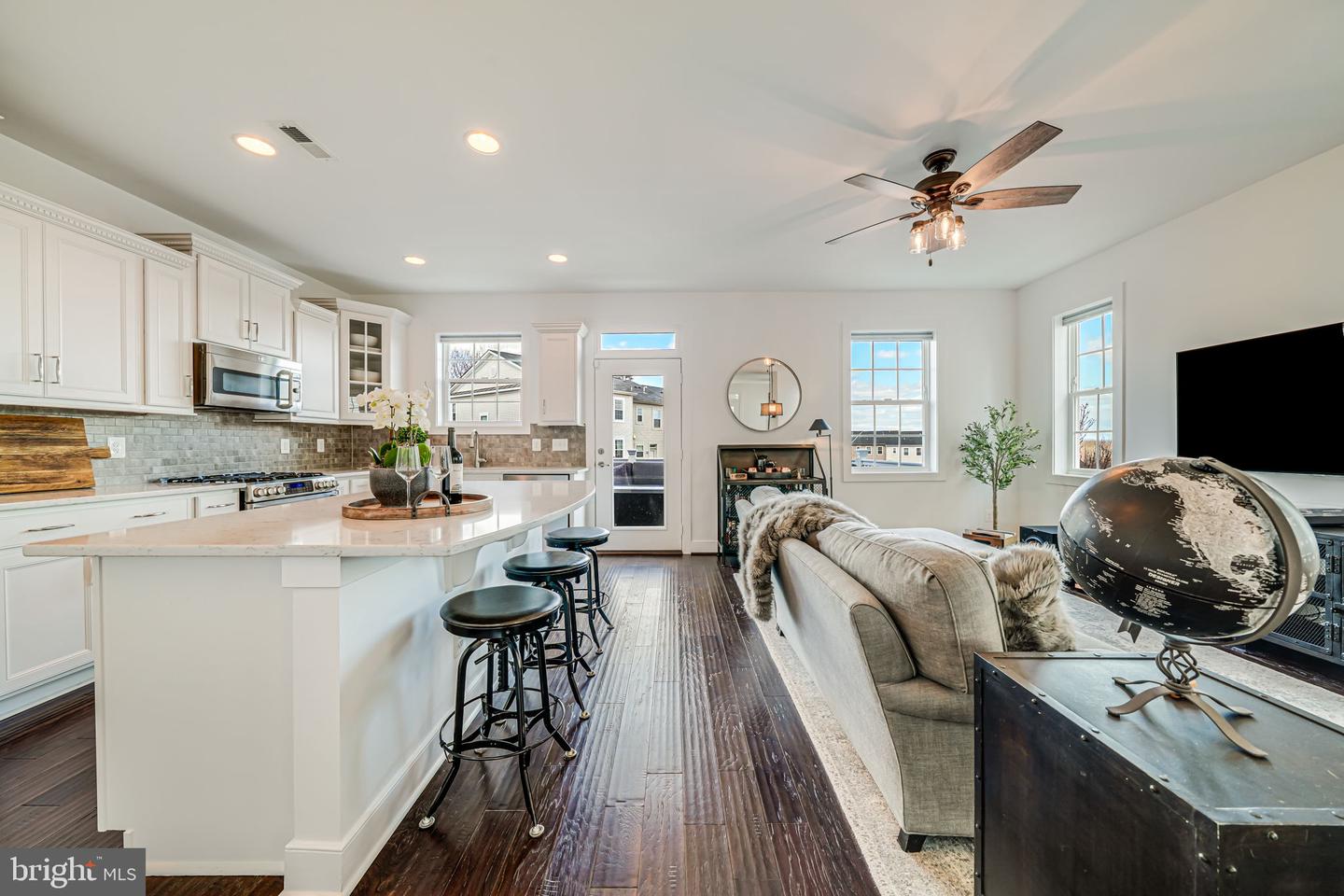 46653 Joubert Ter Property Photo 21