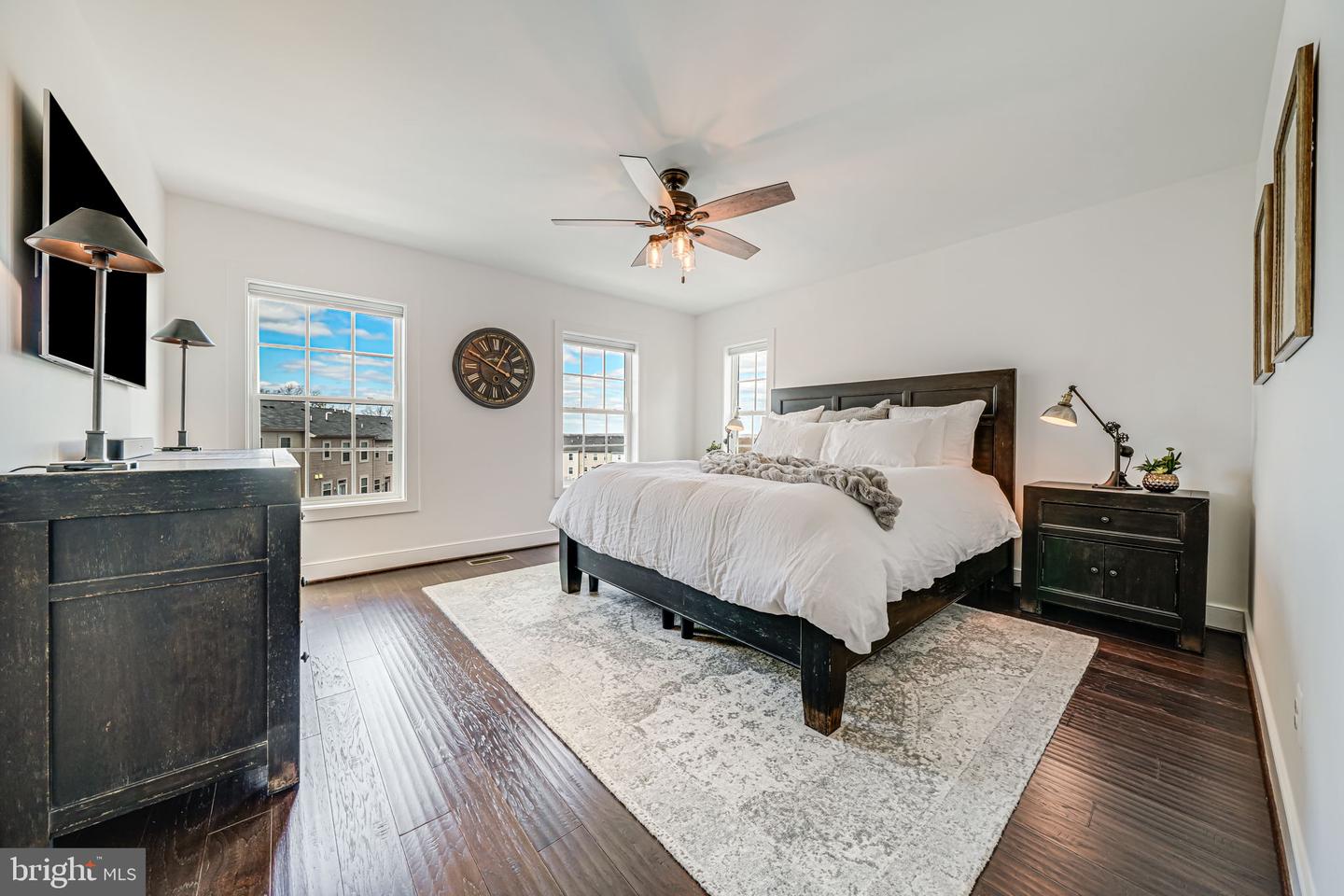 46653 Joubert Ter Property Photo 35
