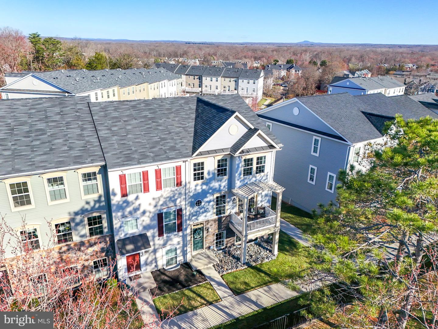 46653 Joubert Ter Property Photo 44