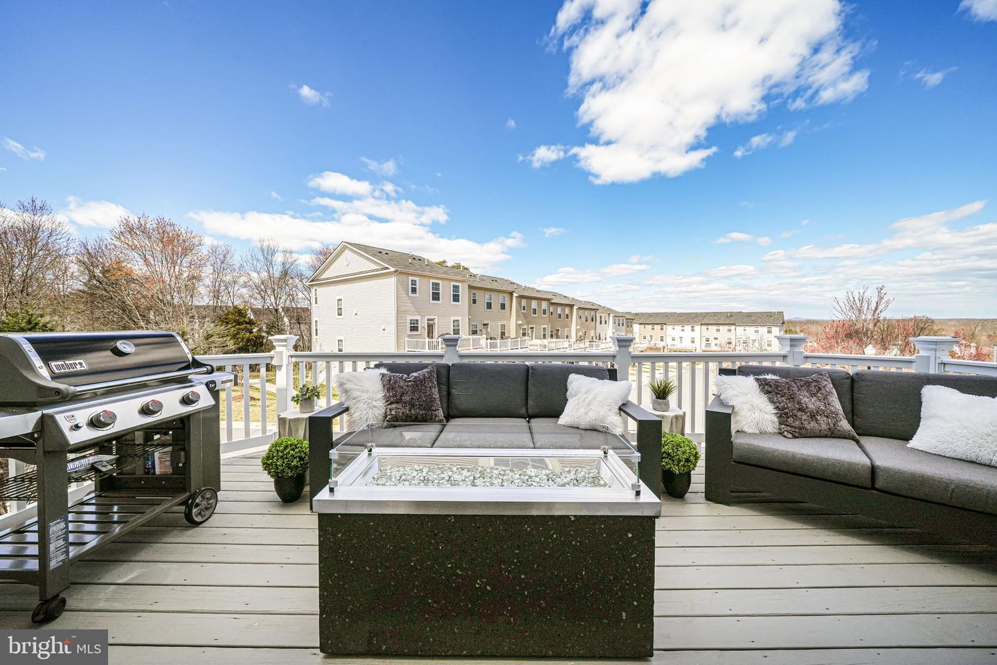 46653 Joubert Ter Property Photo 48