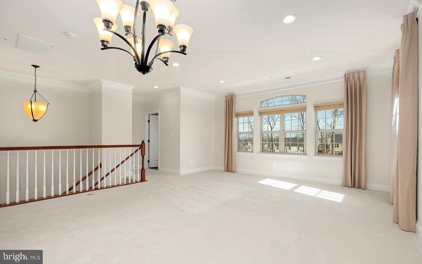 42101 Piebald Sq Property Photo 7