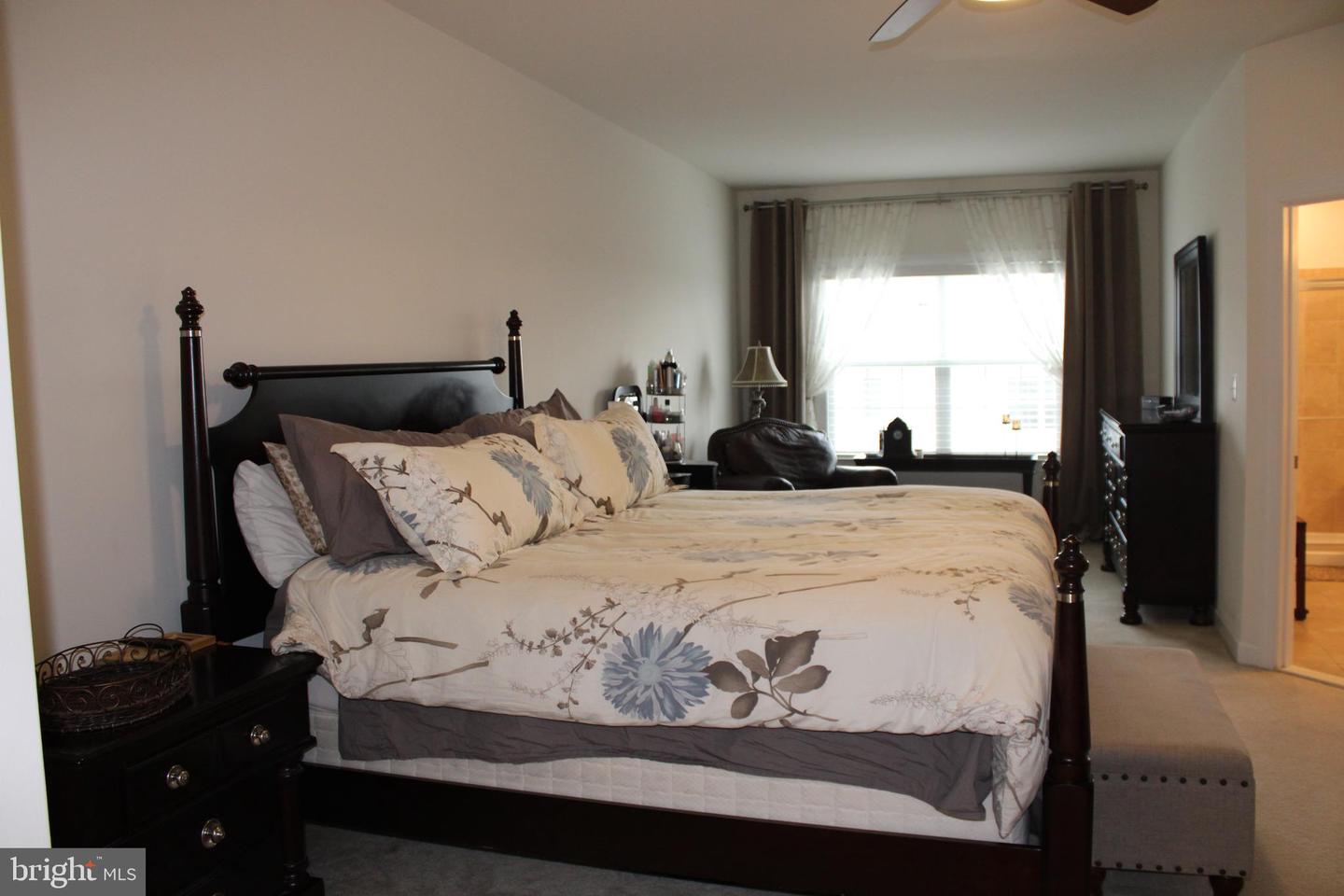 1548 Kinnaird Ter Ne Property Photo 17