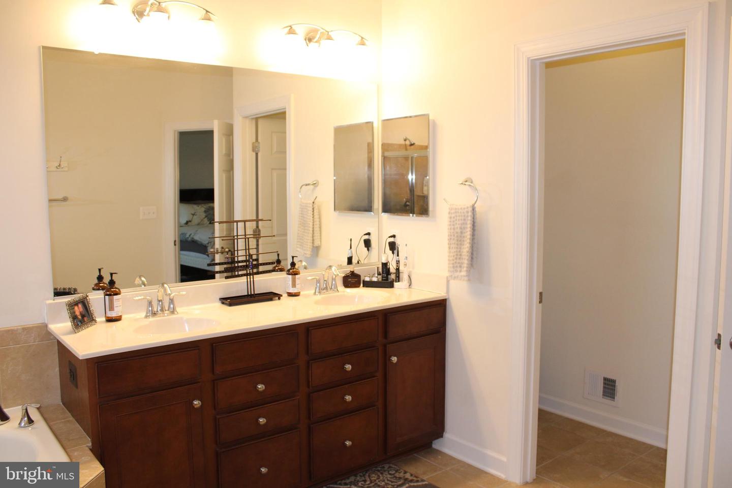 1548 Kinnaird Ter Ne Property Photo 22