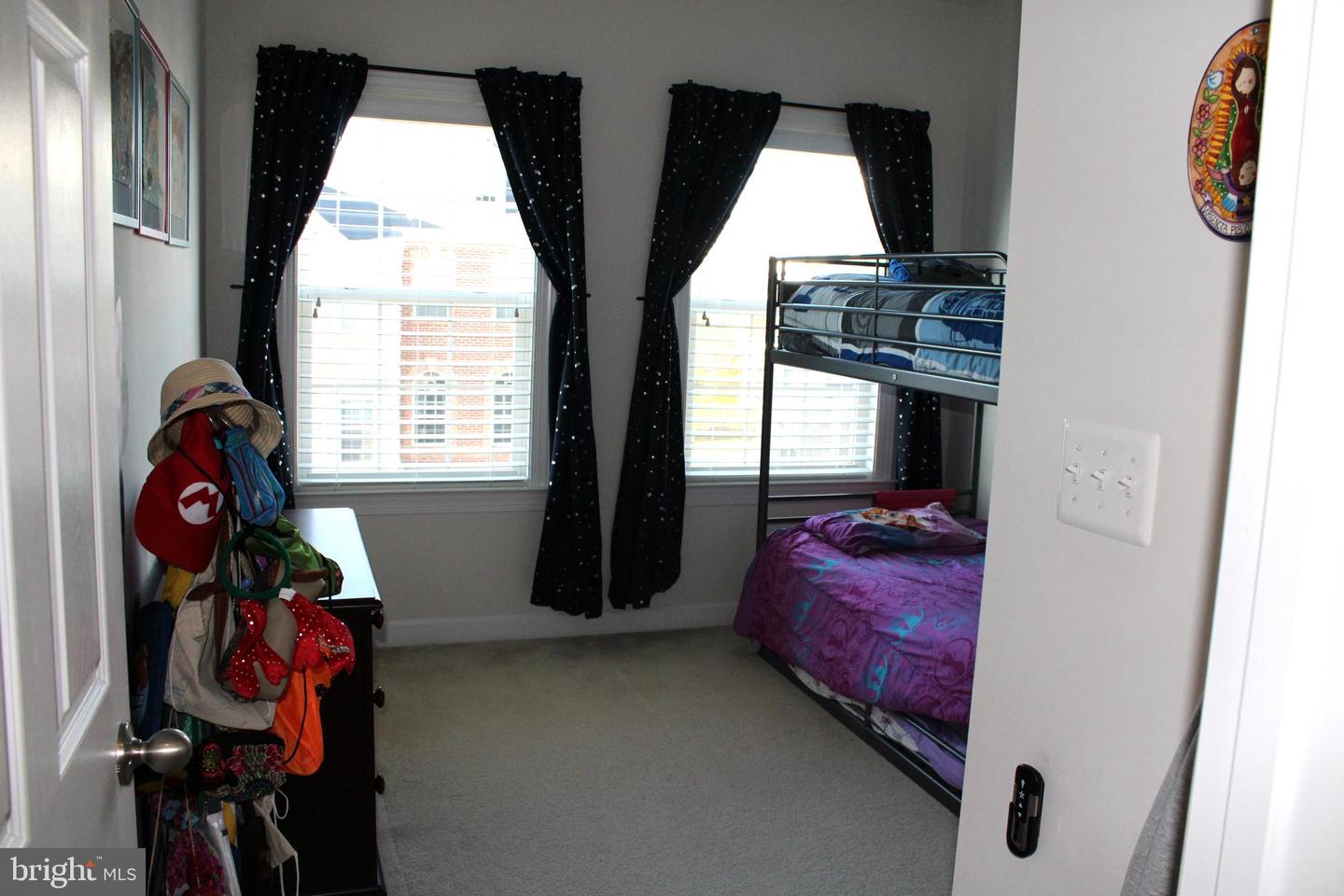 1548 Kinnaird Ter Ne Property Photo 26