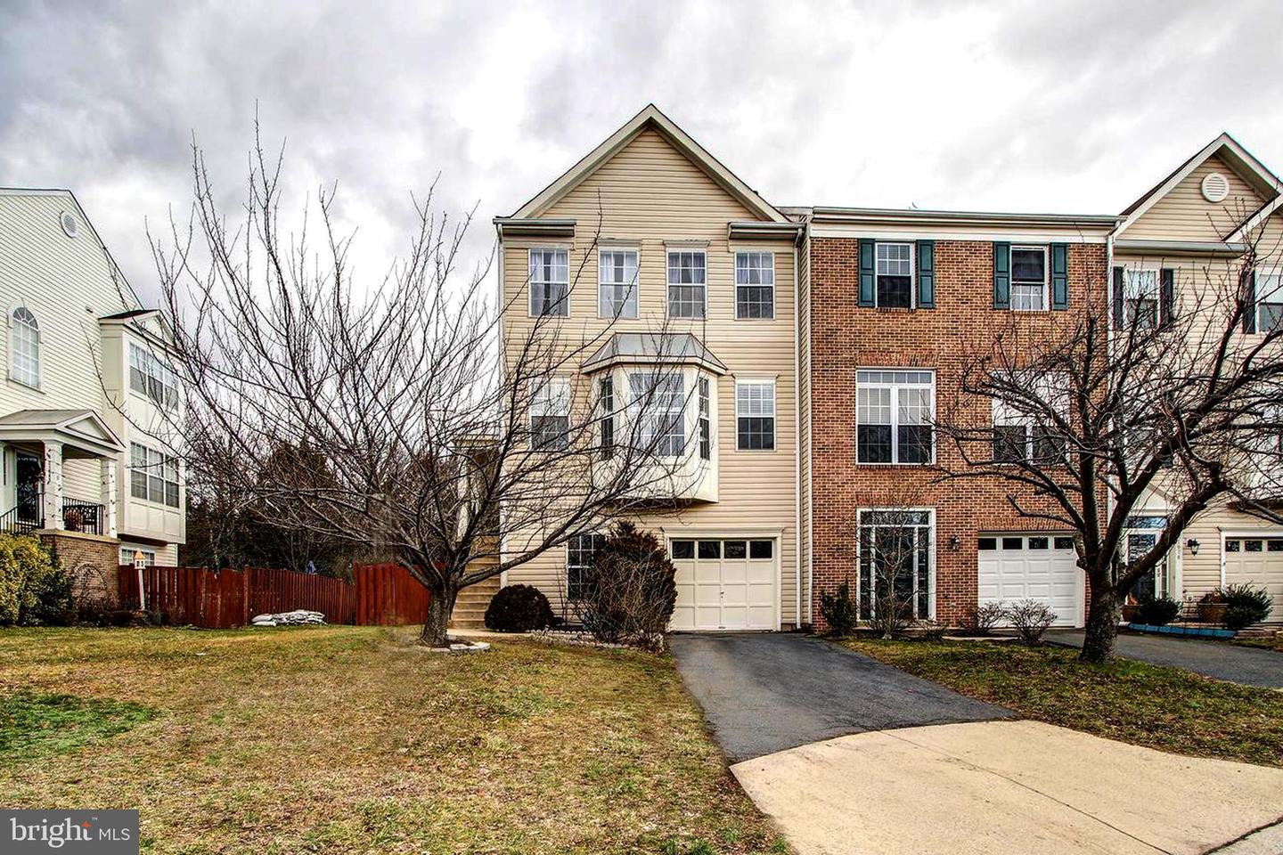 21670 Kings Crossing Ter Property Photo