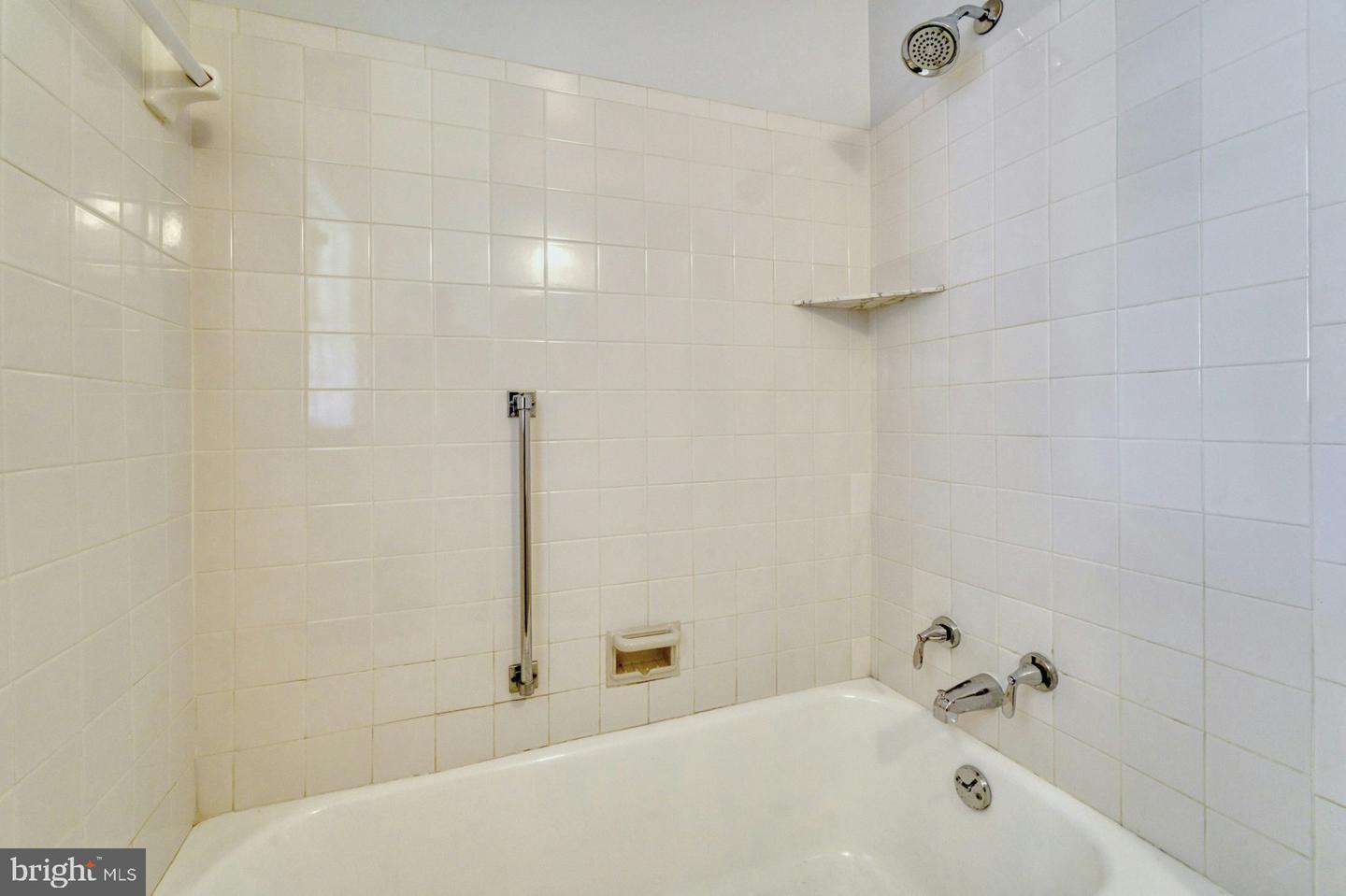 121 N Hatcher Ave Property Photo 18