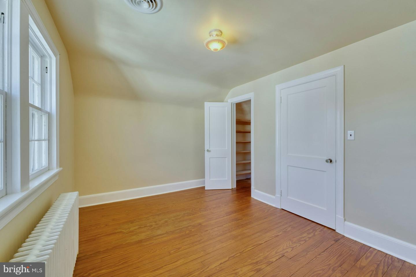 121 N Hatcher Ave Property Photo 22