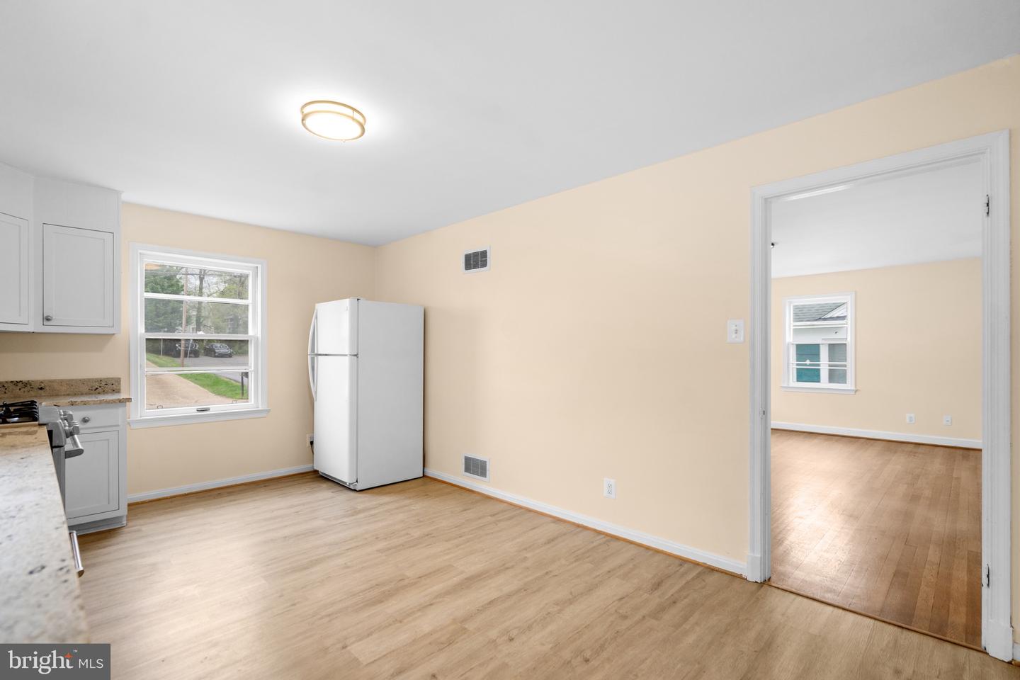 141 N Hatcher Ave Property Photo 10