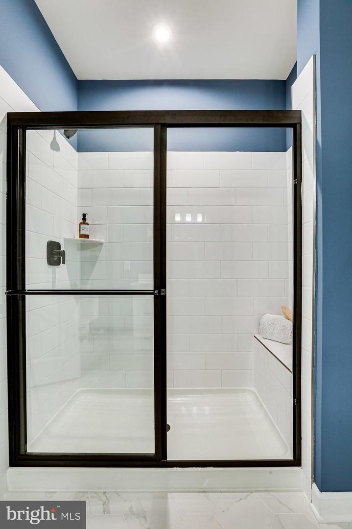 21731 Dovekie Ter #305 Property Photo 69