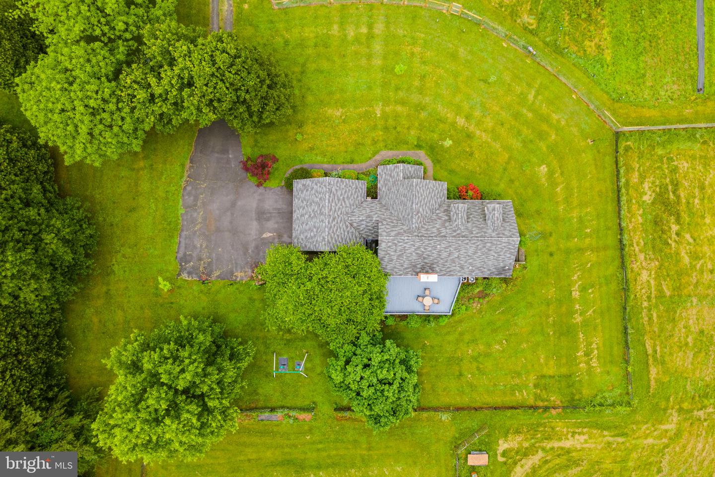 37677 Cooksville Rd Property Photo 10