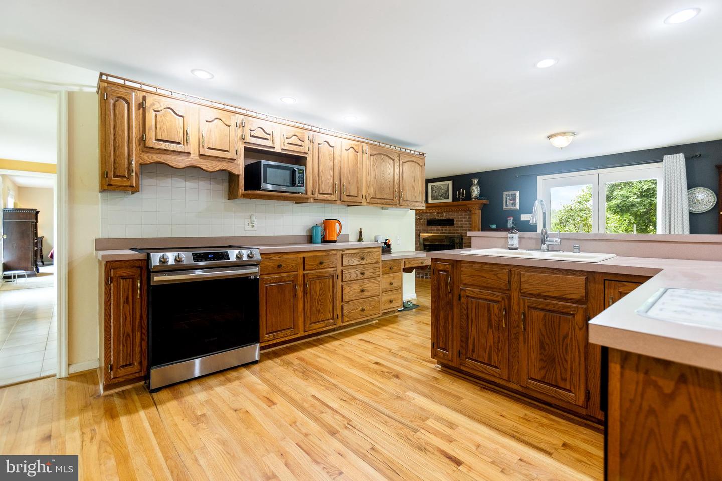 37677 Cooksville Rd Property Photo 18