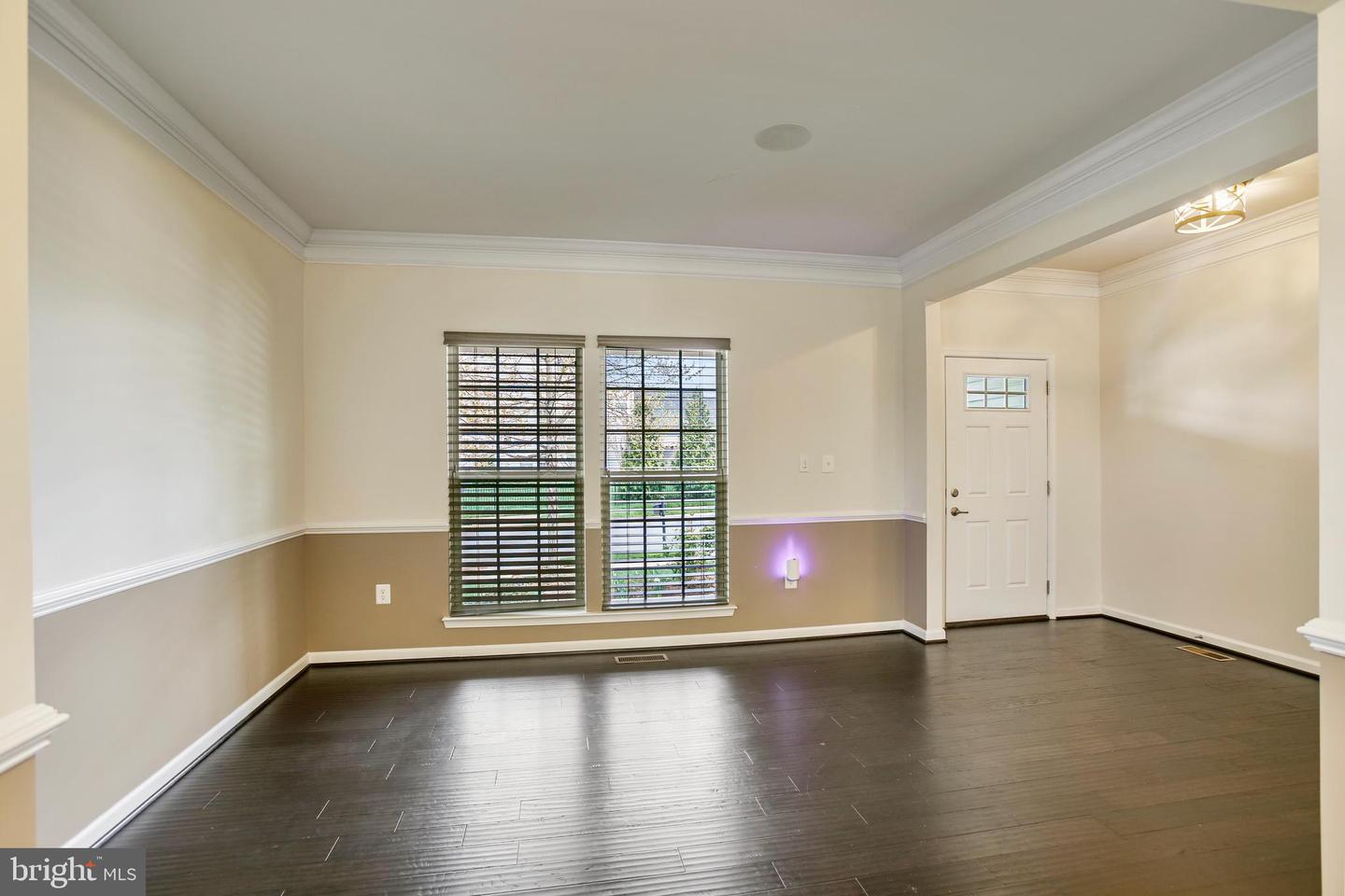 41597 Hoffman Dr Property Photo 2
