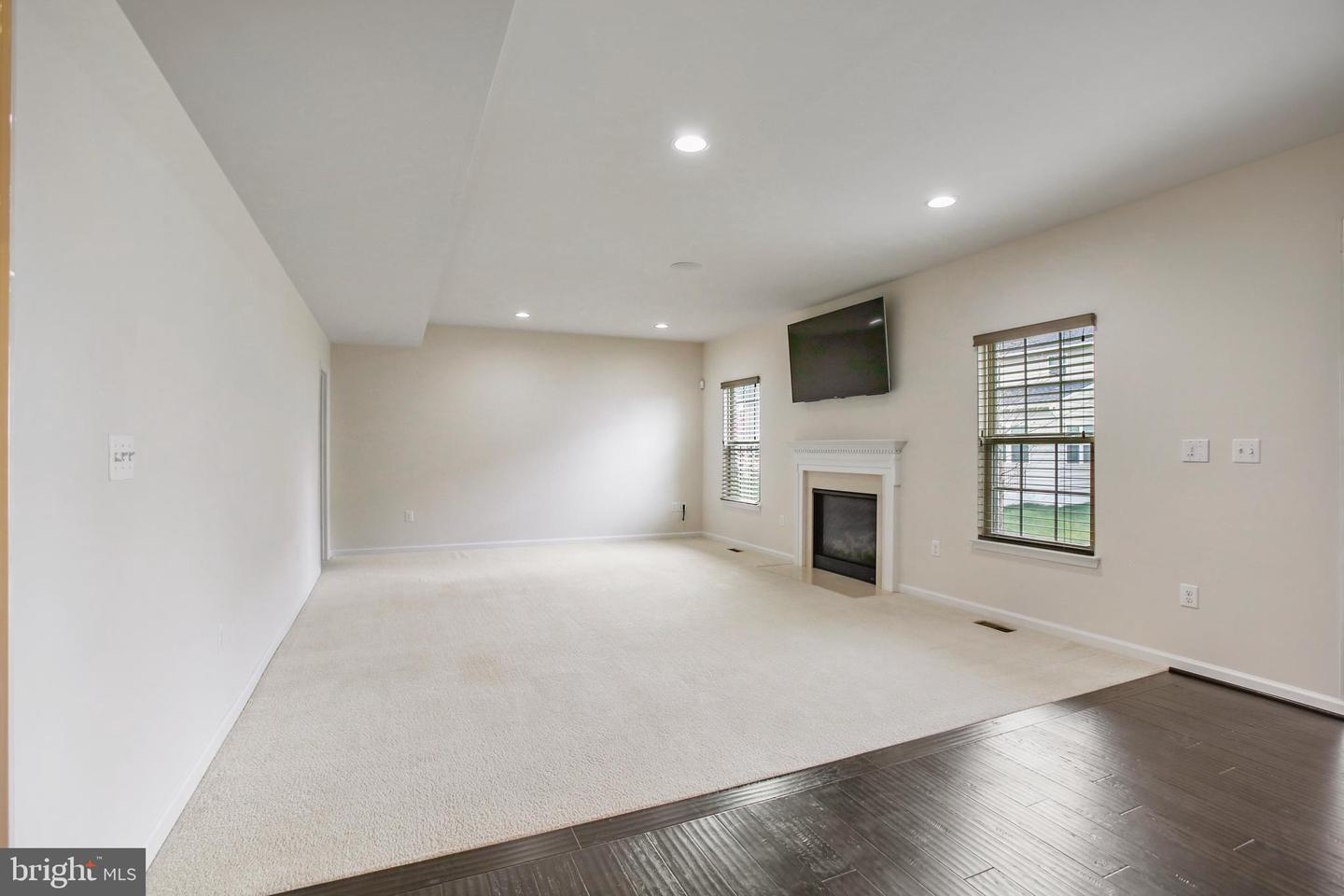 41597 Hoffman Dr Property Photo 13