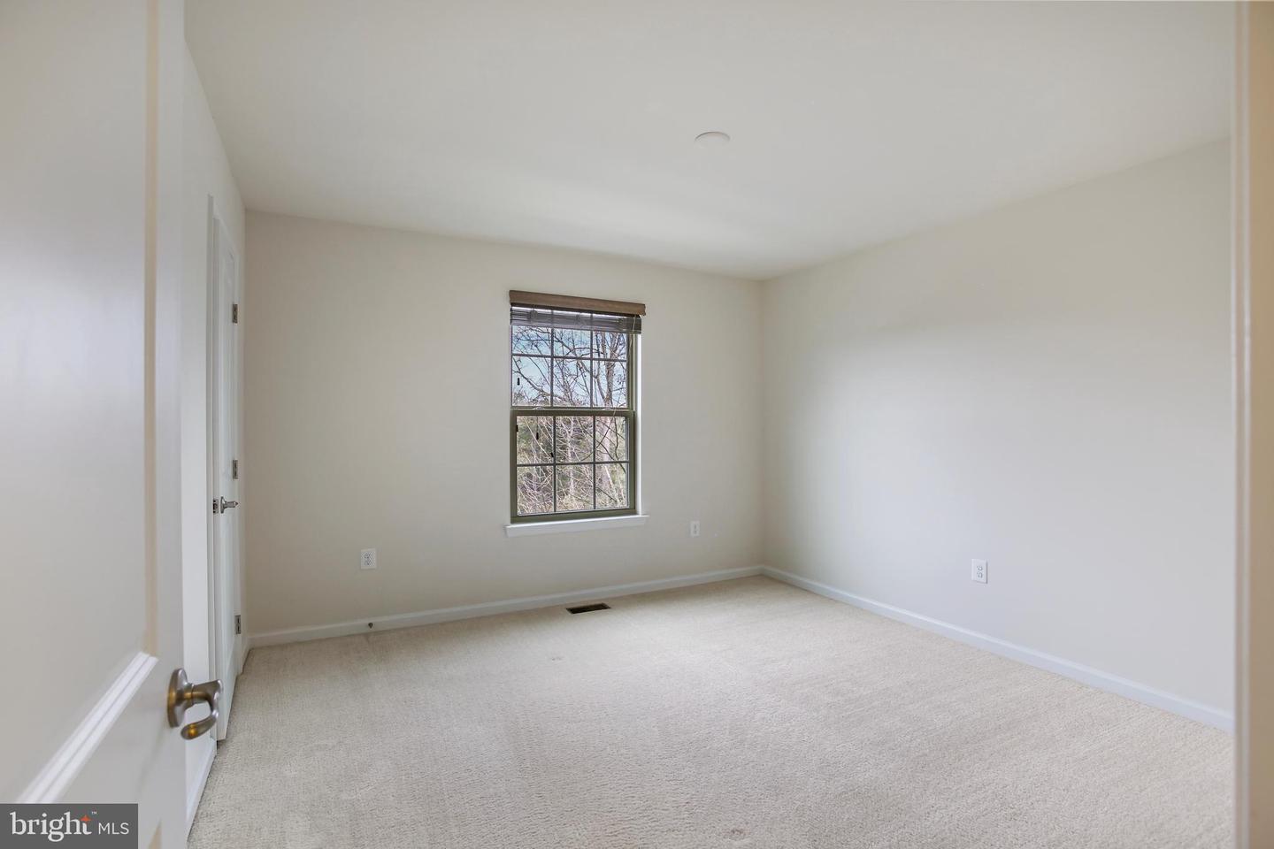 41597 Hoffman Dr Property Photo 32