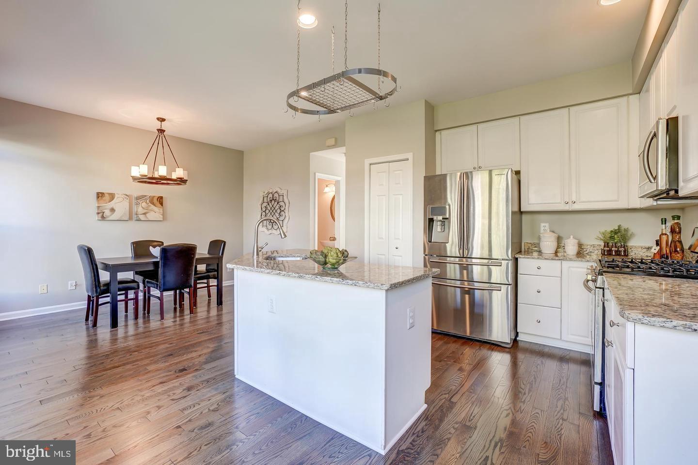 47616 Watkins Island Sq Property Photo 5