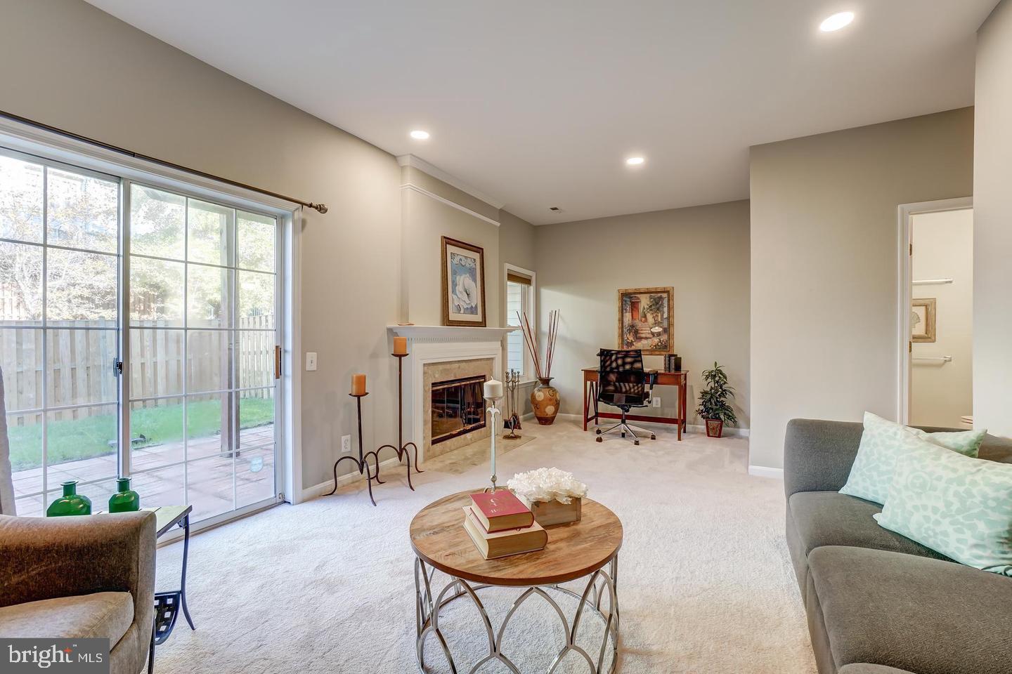 47616 Watkins Island Sq Property Photo 43