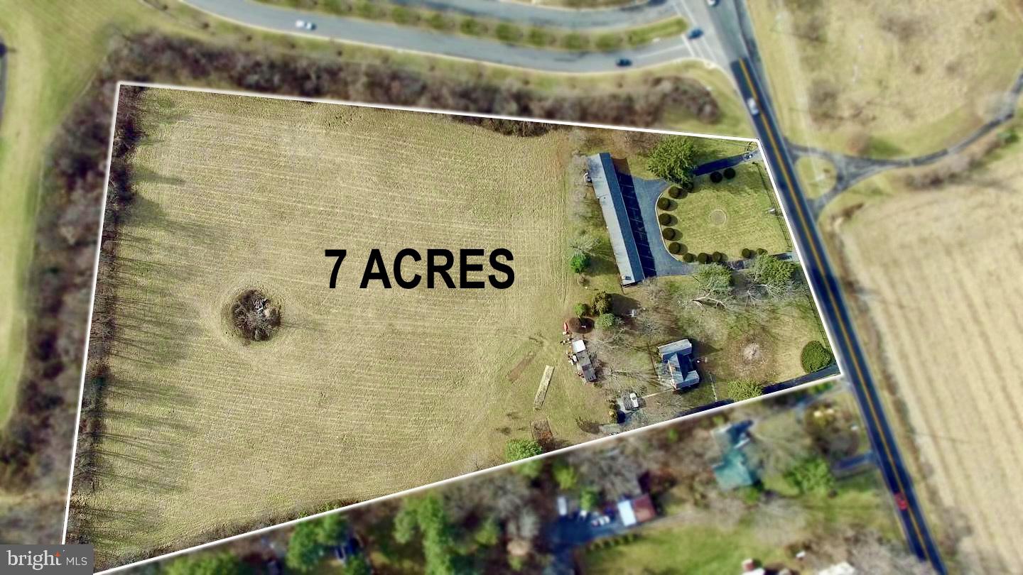 36169 Loudoun St Property Photo 1