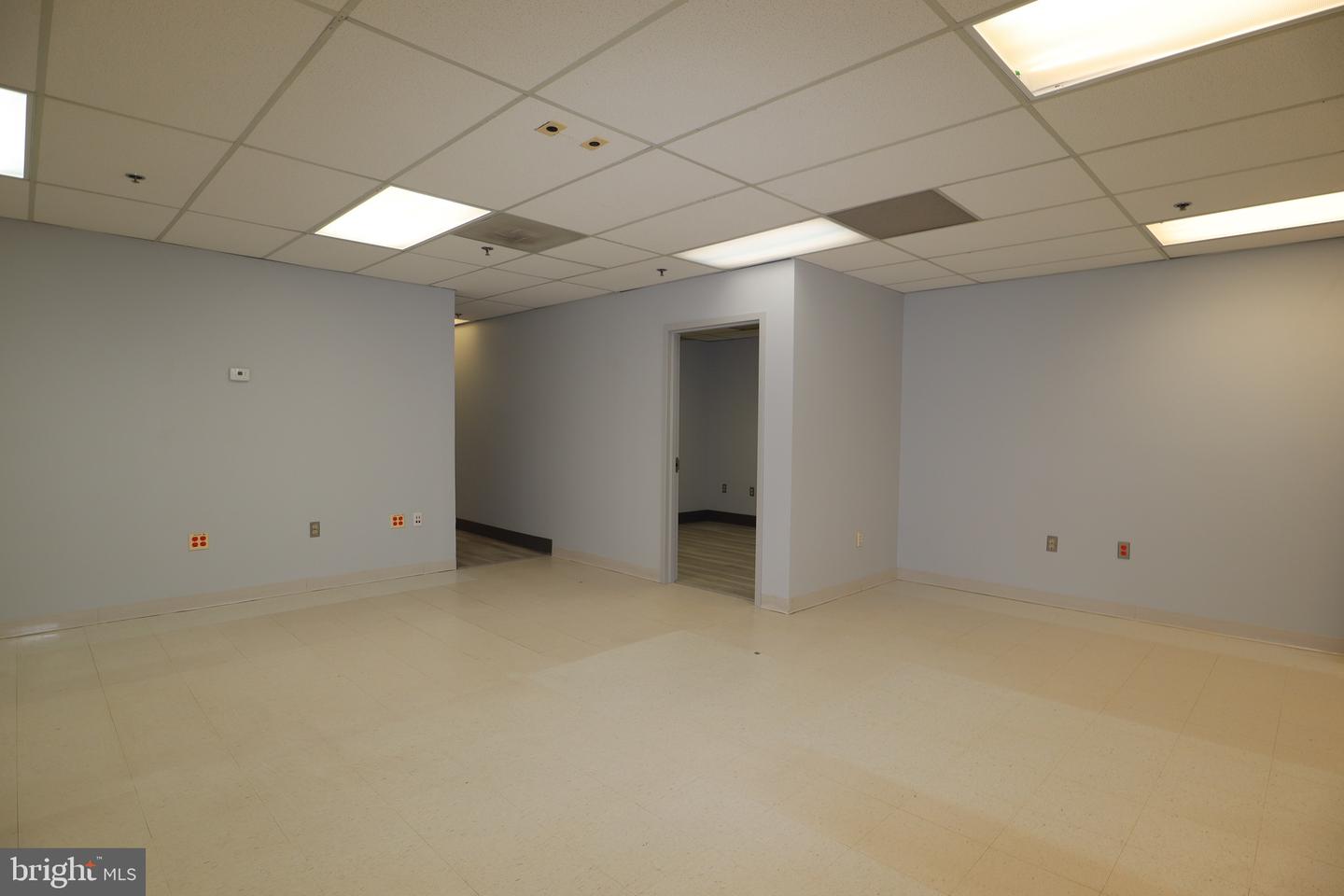 1319 Shepard Dr #100 Property Photo 16