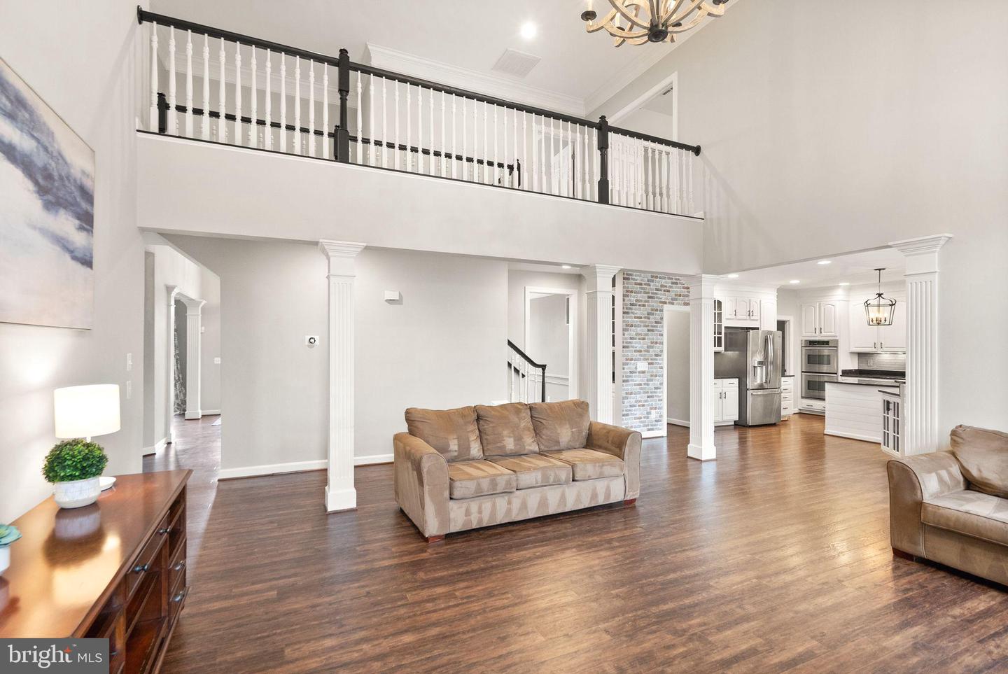 25695 Donerails Chase Dr Property Photo 15
