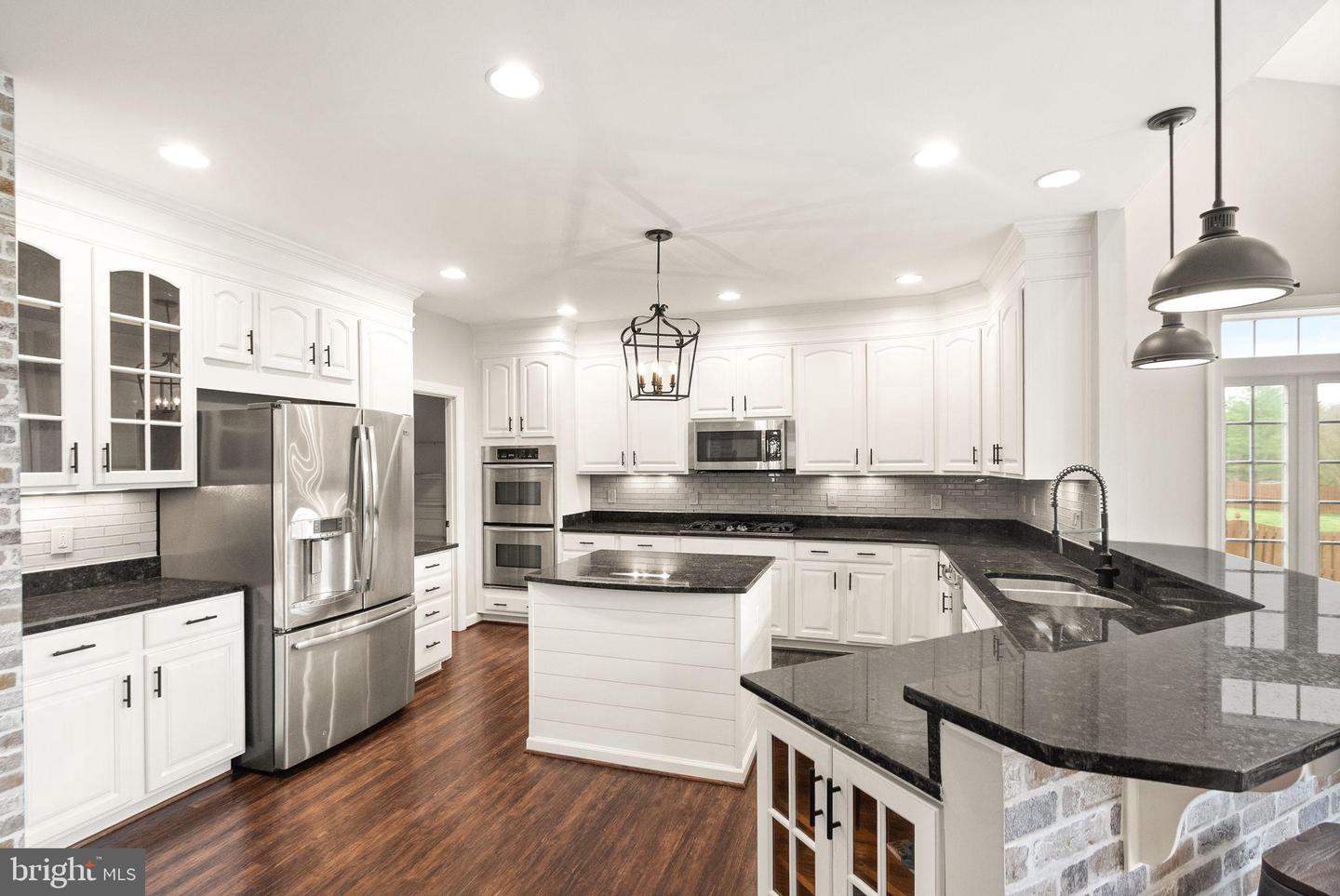 25695 Donerails Chase Dr Property Photo 17