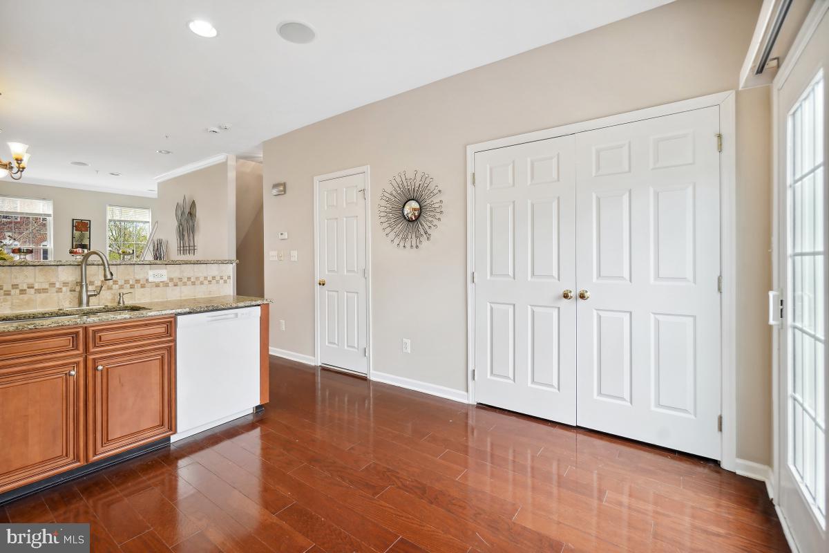 42812 Smallwood Ter Property Photo 20