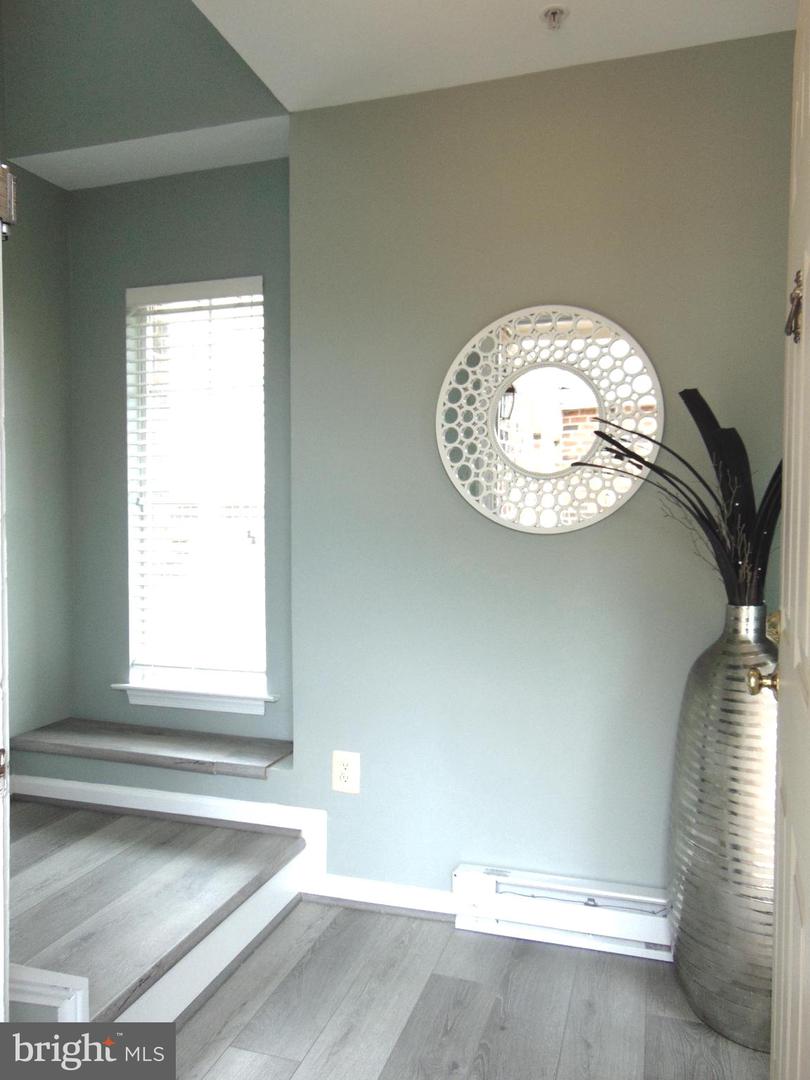 45061 Brae Ter #204 Property Photo 6