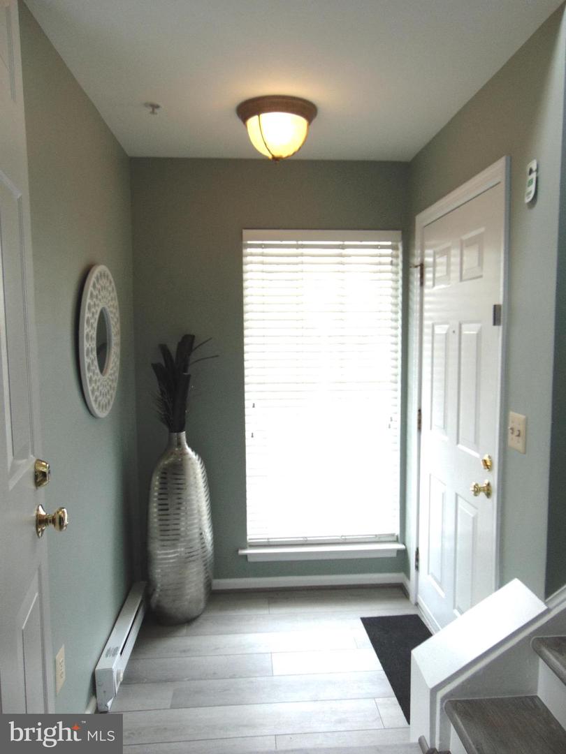 45061 Brae Ter #204 Property Photo 7
