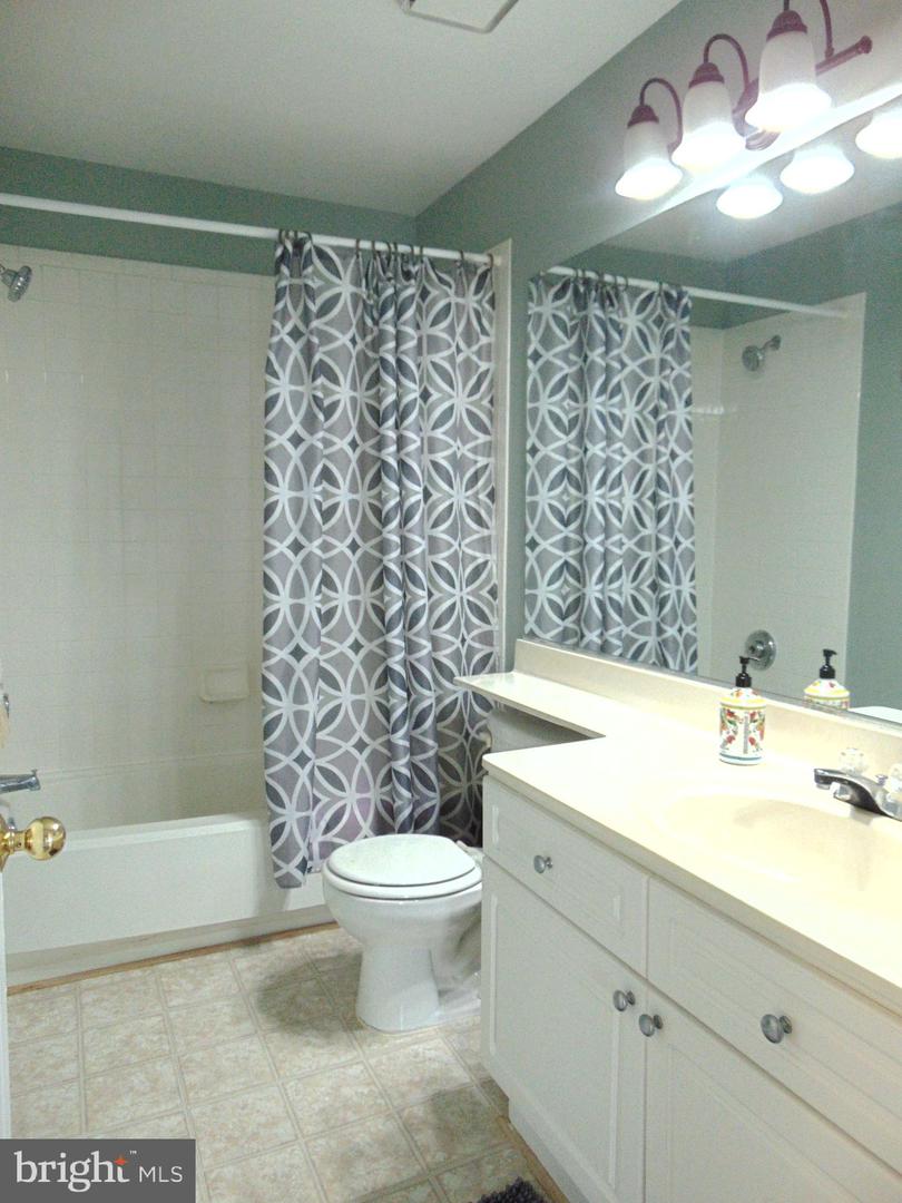 45061 Brae Ter #204 Property Photo 32