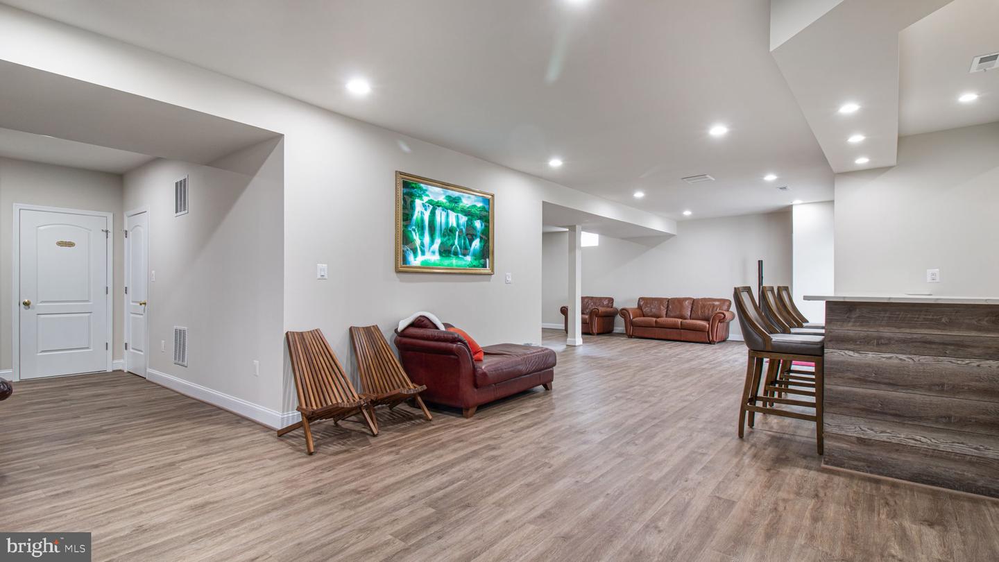22677 Cricket Hill Ct Property Photo 44