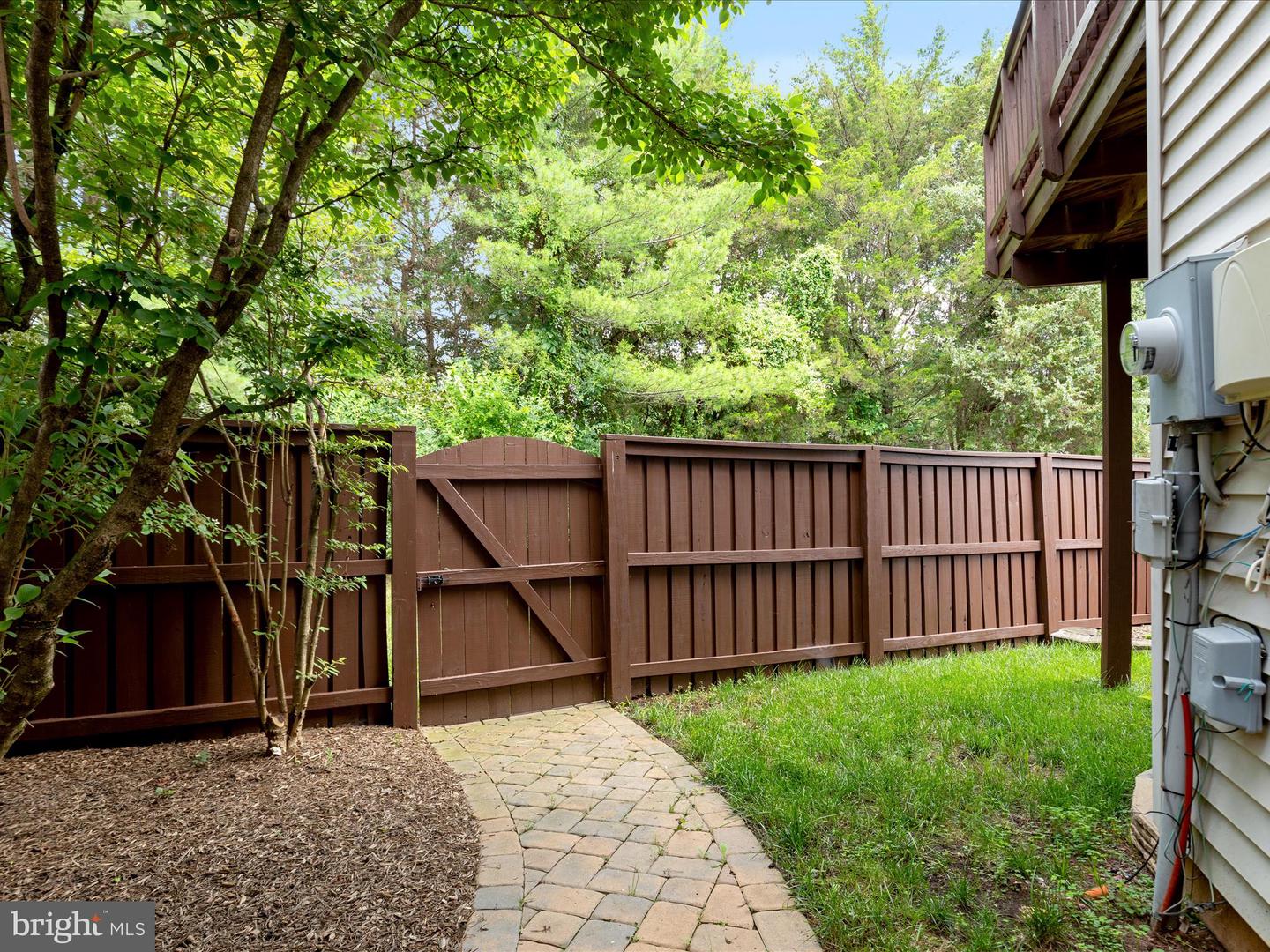 21417 Falling Rock Ter Property Photo 36