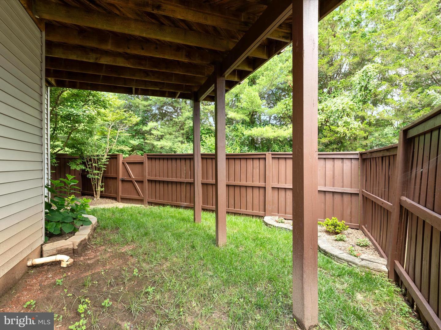 21417 Falling Rock Ter Property Photo 38